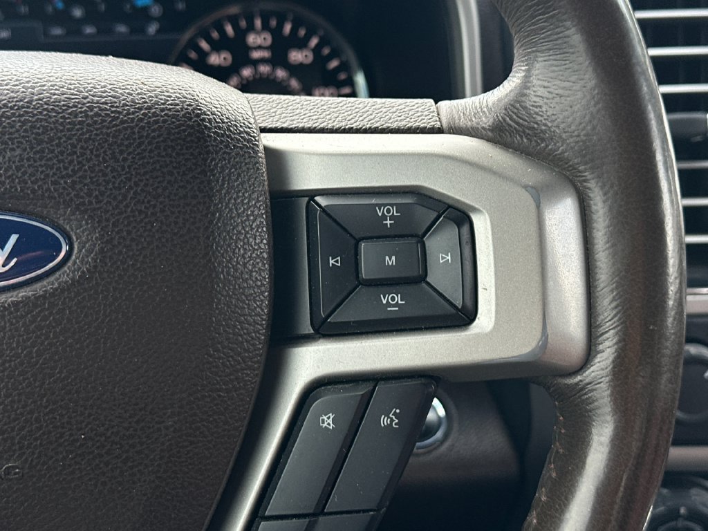 Used 2018 Ford F150 King Ranch w/ Equipment Group 601A Luxury AWD/4WD image 24
