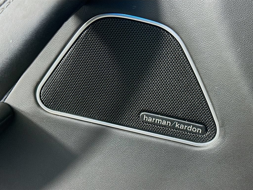Used 2018 Maserati Levante S GranLusso AWD/4WD image 19
