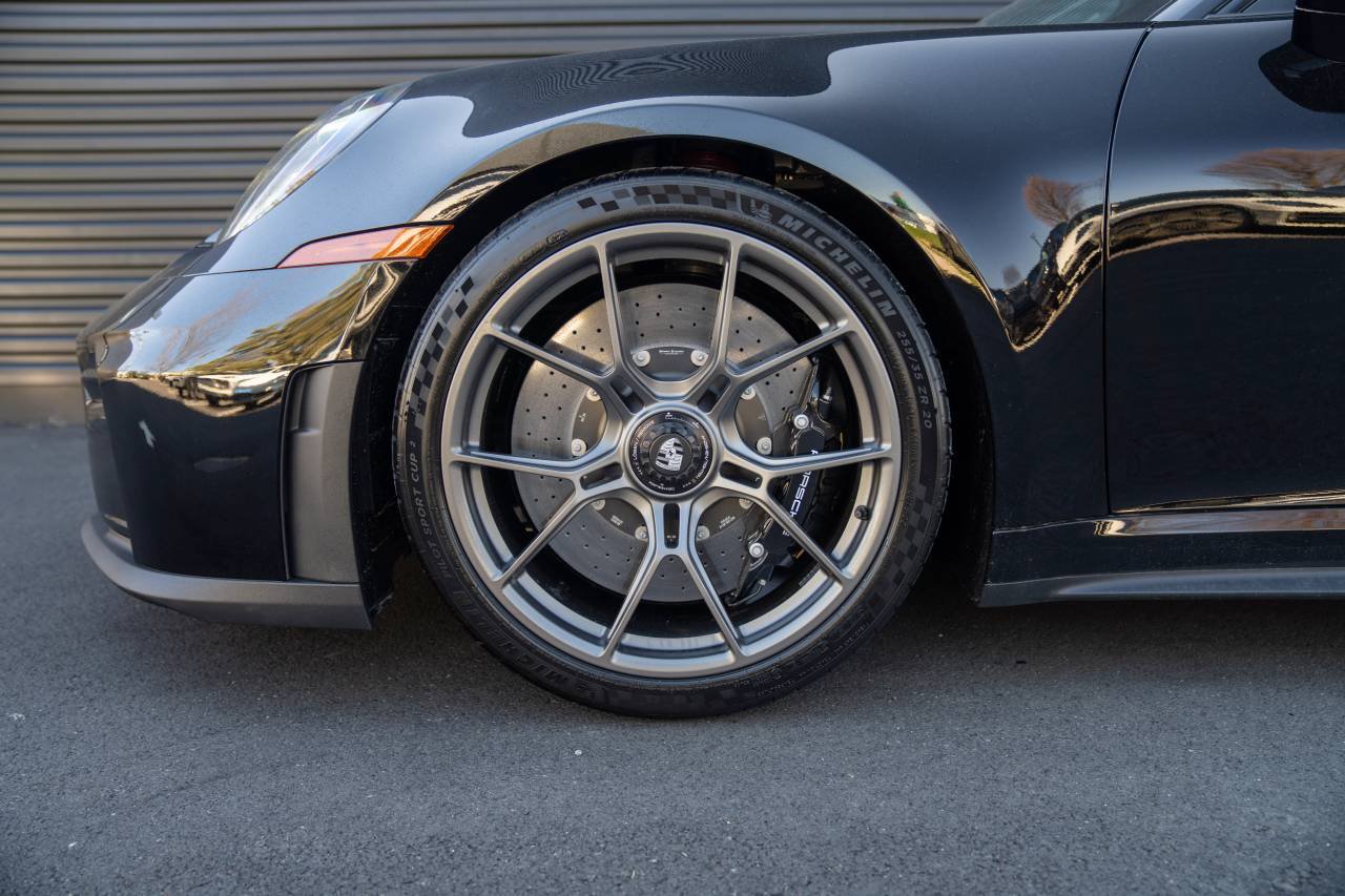 New 2026 Porsche 911 GT3 RWD image 7