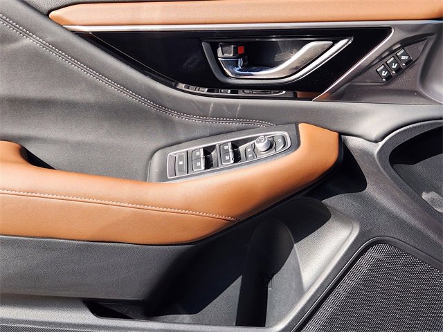 Used 2022 Subaru Outback Touring w/ Popular Package #2 image 25