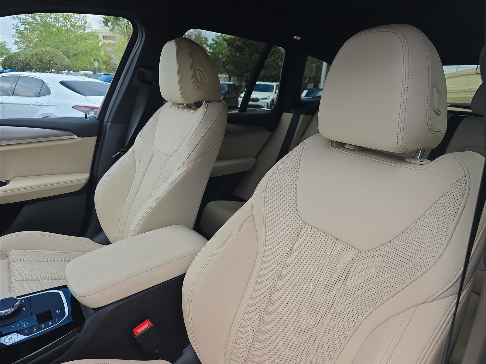 Used 2024 BMW X3 xDrive30i w/ Convenience Package w/ZPA image 18