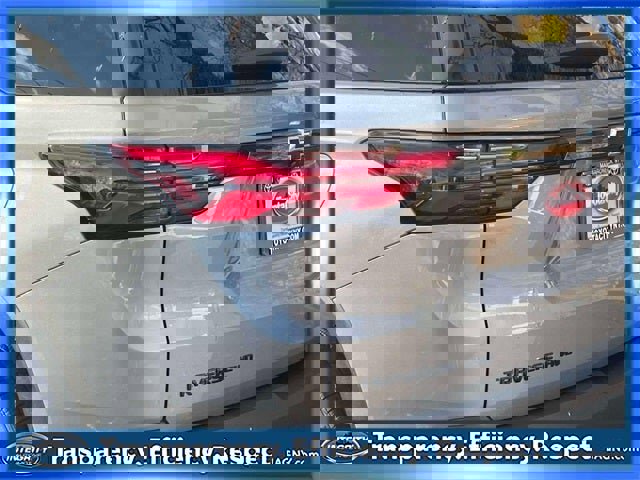 Used 2023 Chevrolet Traverse RS image 11