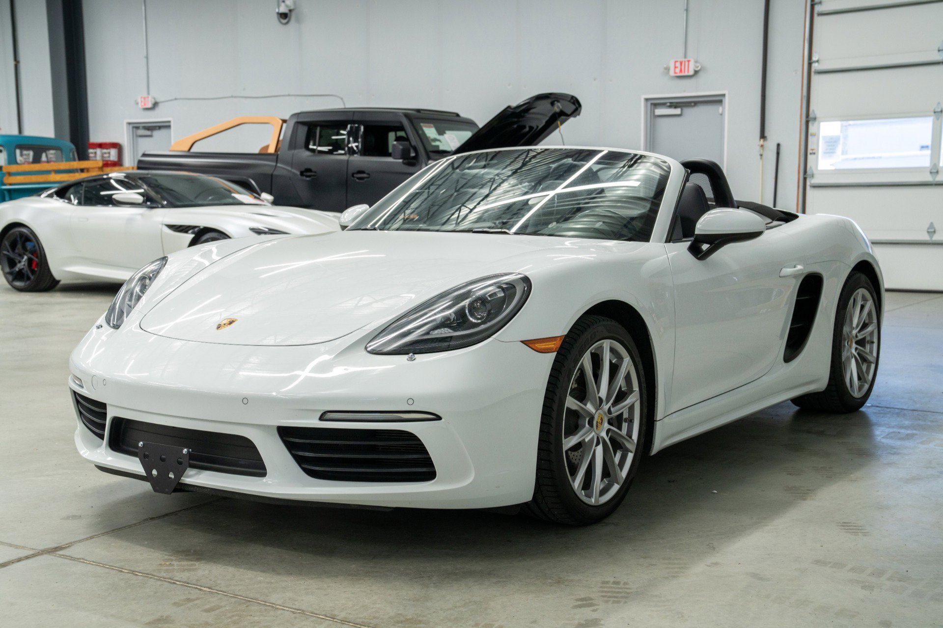 Used 2017 Porsche 718 Boxster image 5