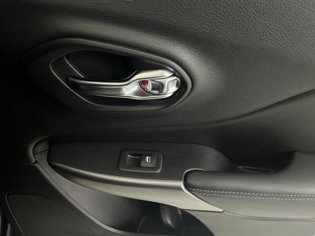 Used 2019 Jeep Cherokee Latitude Plus image 58