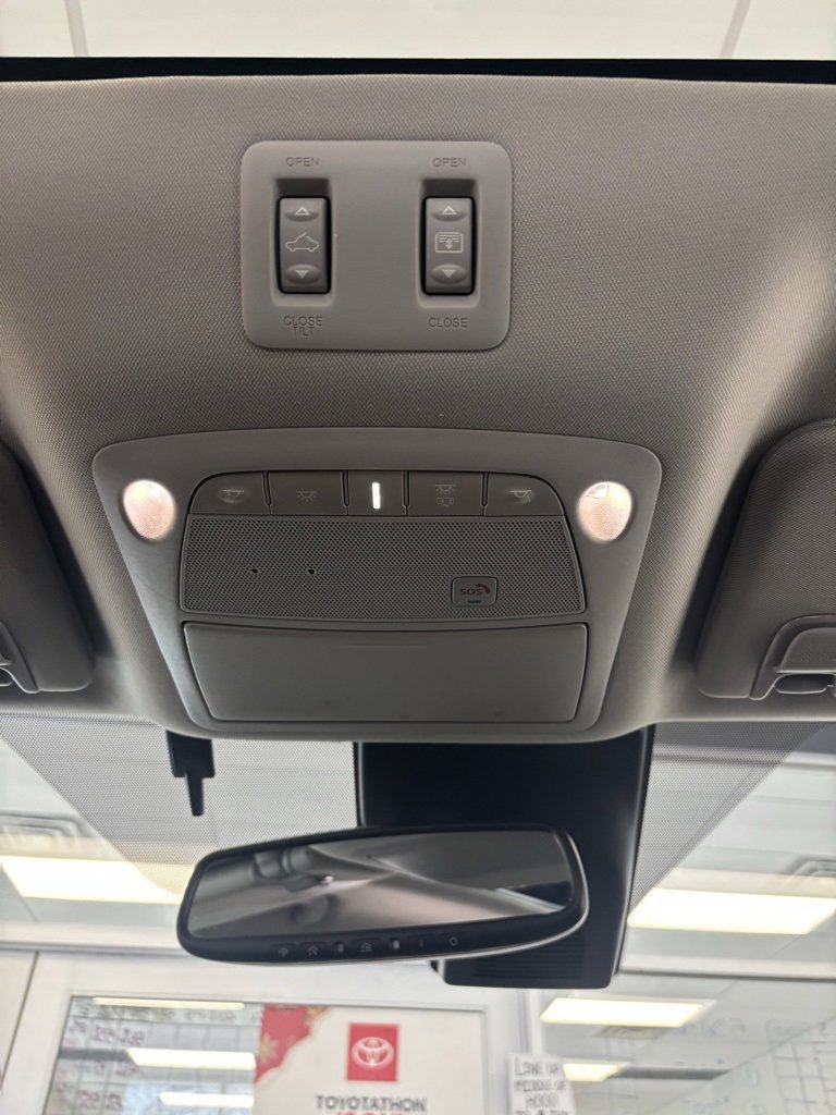 Used 2020 Nissan Murano Platinum image 18