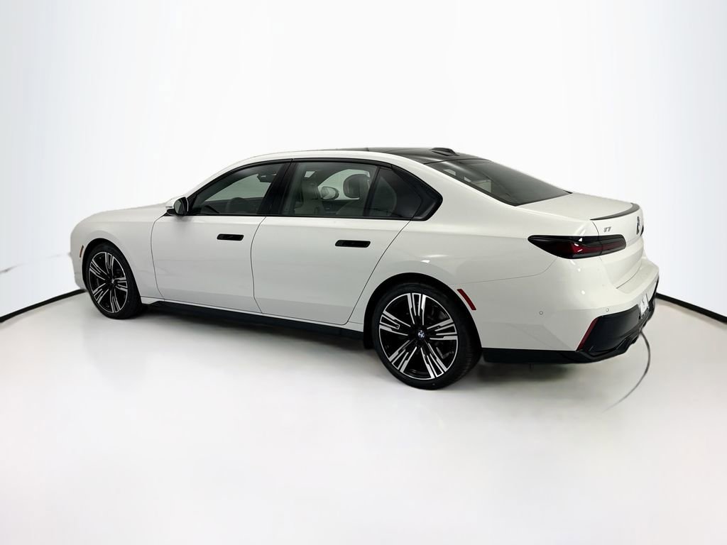 New 2026 BMW i7 xDrive60 AWD/4WD image 7