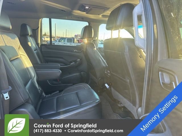 Used 2018 Chevrolet Suburban LT image 14