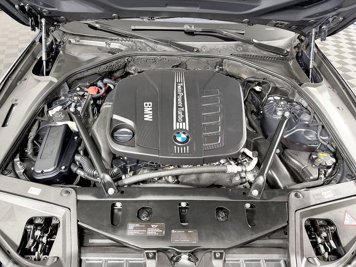 Used 2014 BMW 535d Sedan RWD image 20