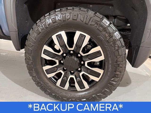 Used 2025 GMC Sierra 3500 Denali Ultimate image 13