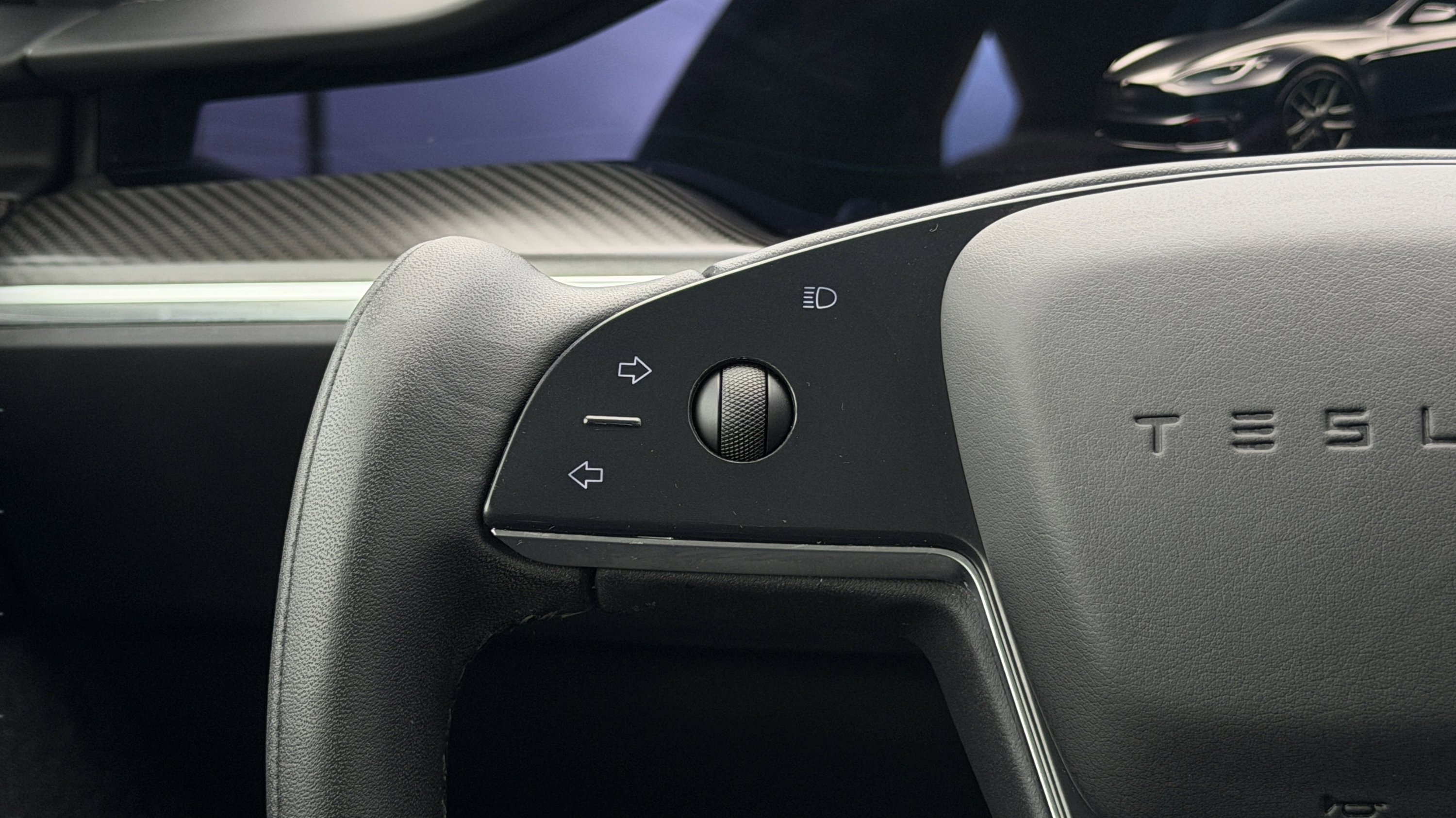 Used 2022 Tesla Model S Plaid image 57