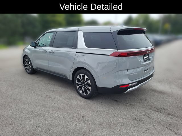 Certified 2024 Kia Carnival EX FWD image 3