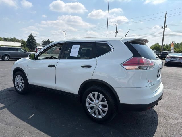 Used 2016 Nissan Rogue S w/ S Family Package FWD image 5