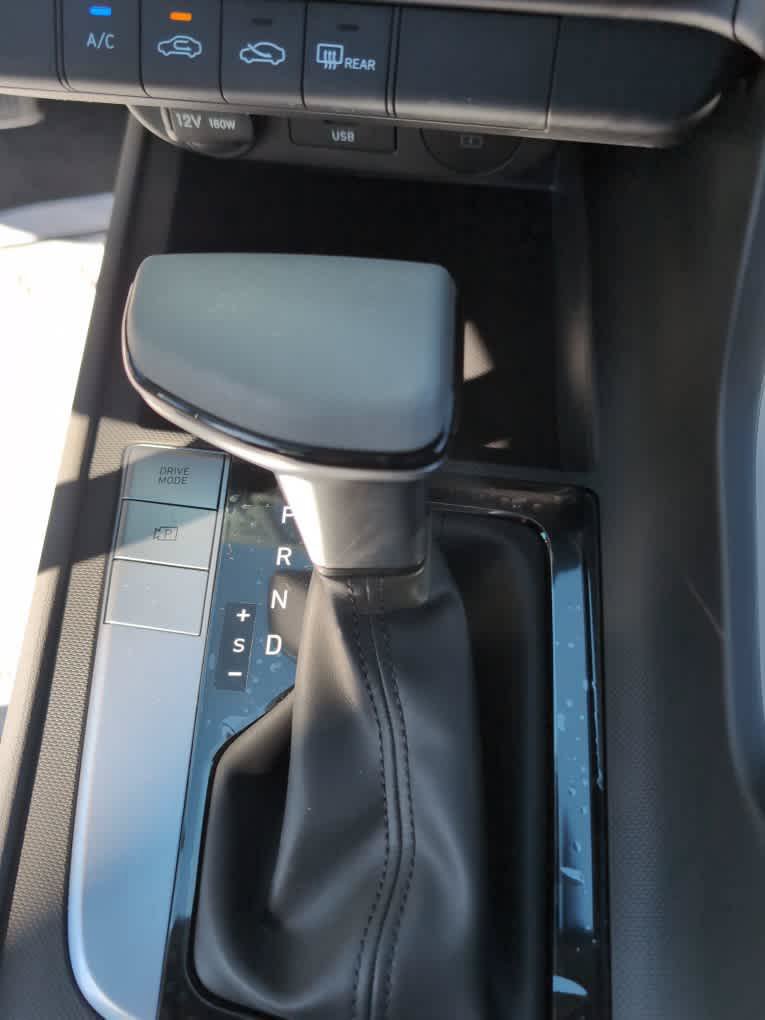 New 2026 Hyundai Elantra SE FWD image 25