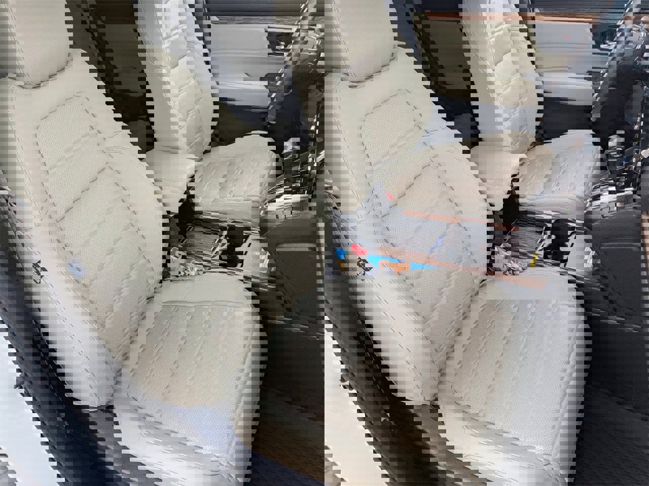 Used 2021 Honda CR-V Touring image 14