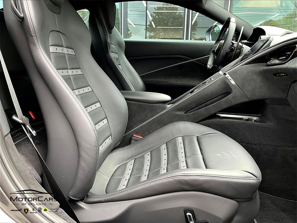 Used 2024 Ferrari Roma image 8