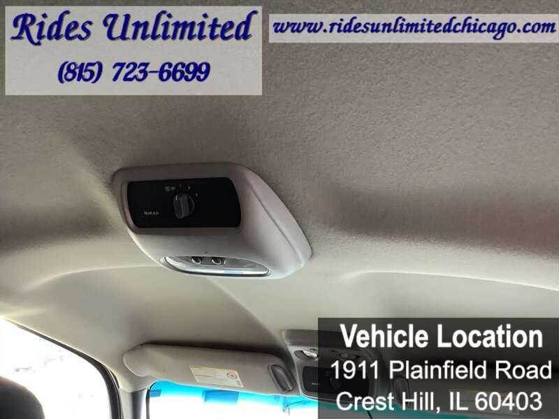 Used 2001 Chevrolet Tahoe LS w/ LS Preferred Equipment Group AWD/4WD image 14