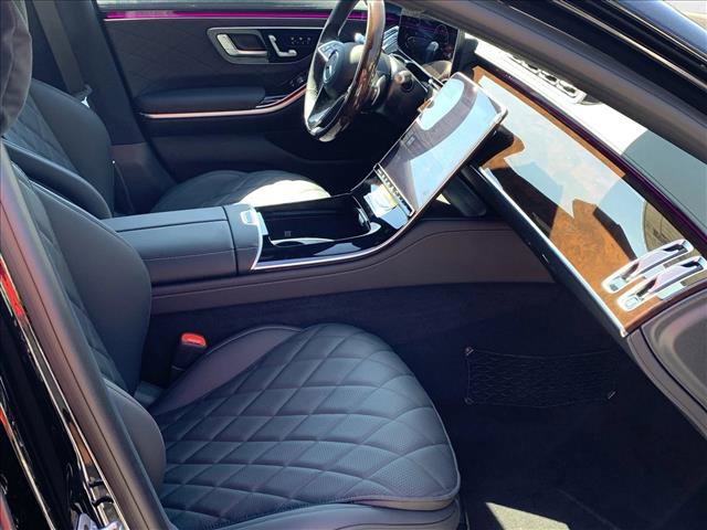 New 2026 Mercedes-Benz S 580e 4MATIC Sedan image 13