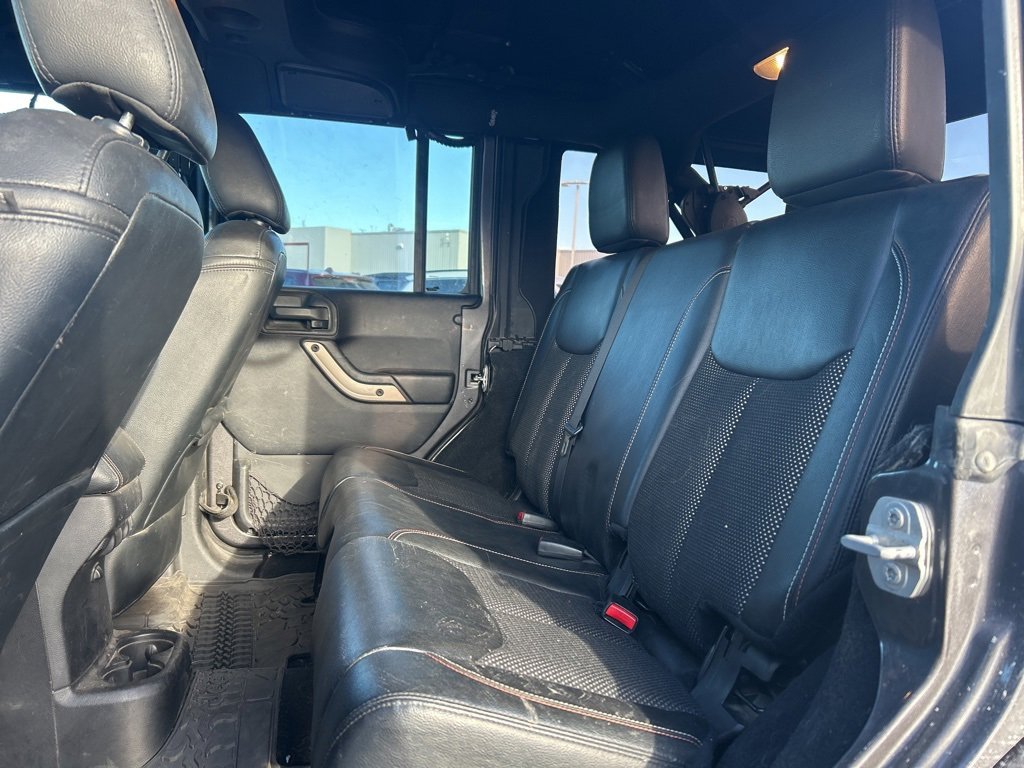 Used 2016 Jeep Wrangler Unlimited Sahara image 10