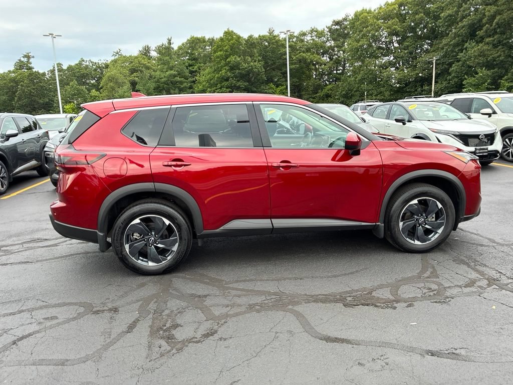 Certified 2026 Nissan Rogue SV AWD/4WD image 8