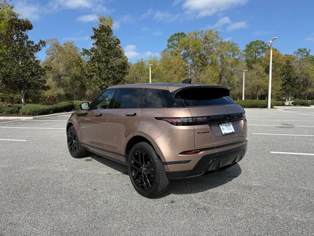 Used 2024 Land Rover Range Rover Evoque S image 3