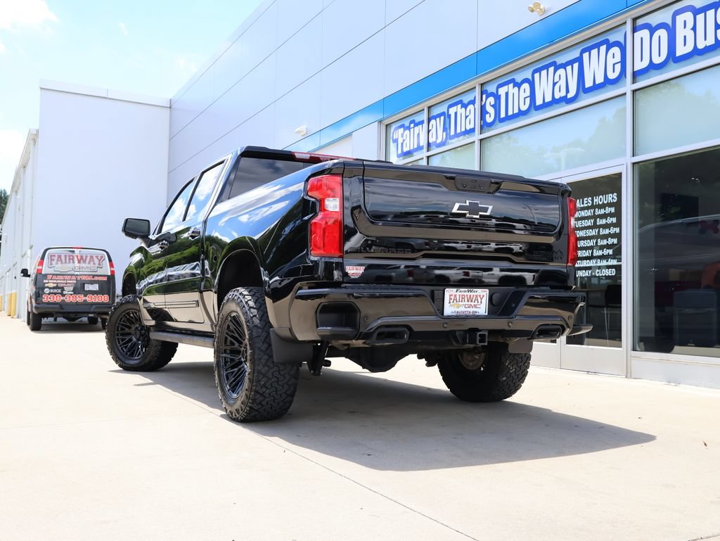 Used 2025 Chevrolet Silverado 1500 High Country w/ Midnight Edition AWD/4WD image 47