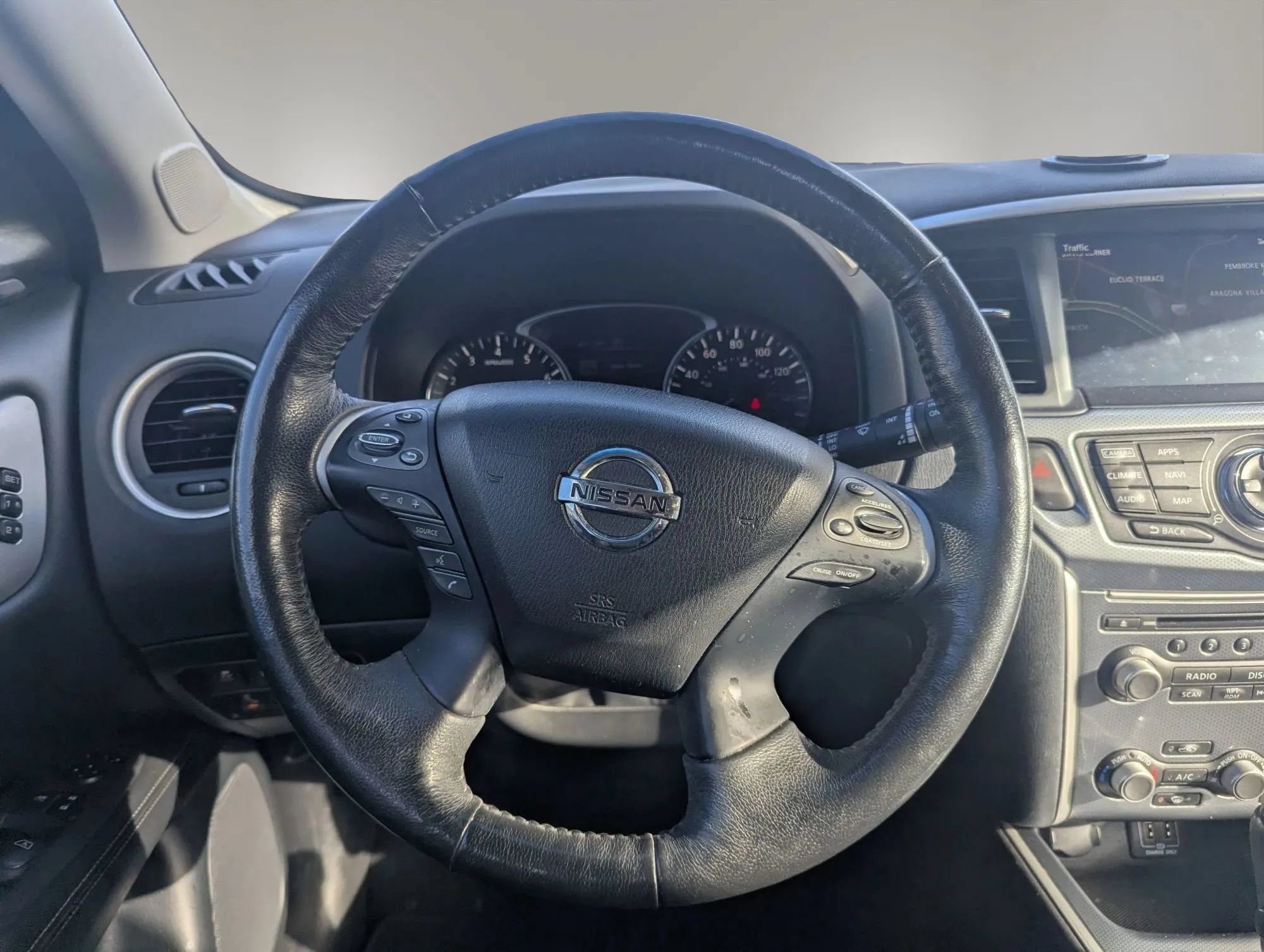 Used 2018 Nissan Pathfinder SL w/ SL Premium Package AWD/4WD image 12