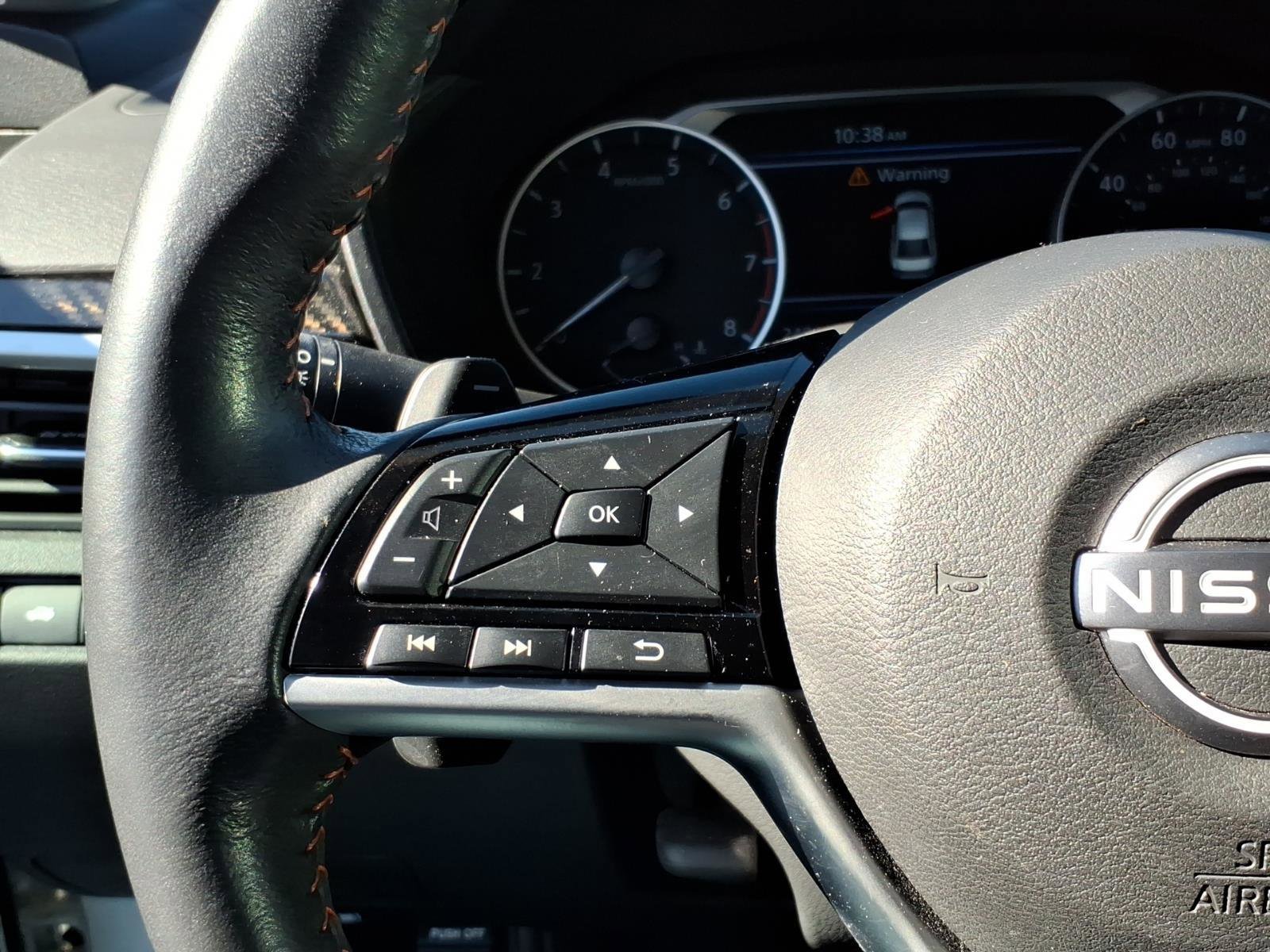 Used 2023 Nissan Altima 2.5 SR w/ SR Premium Package image 13