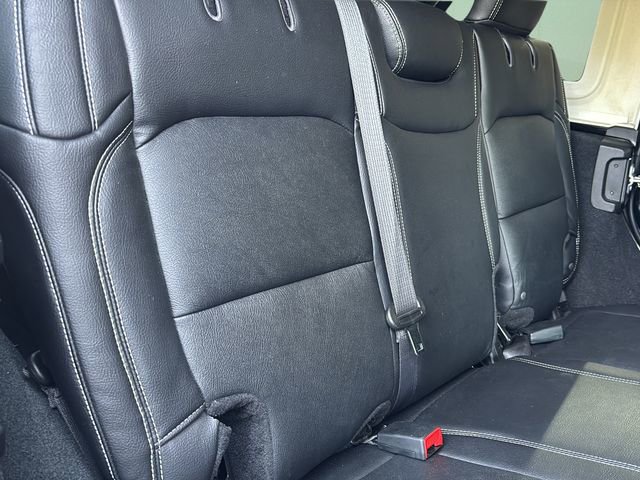 Certified 2022 Jeep Wrangler Unlimited Sport w/ Xtreme Recon 35" Tire Package AWD/4WD image 37