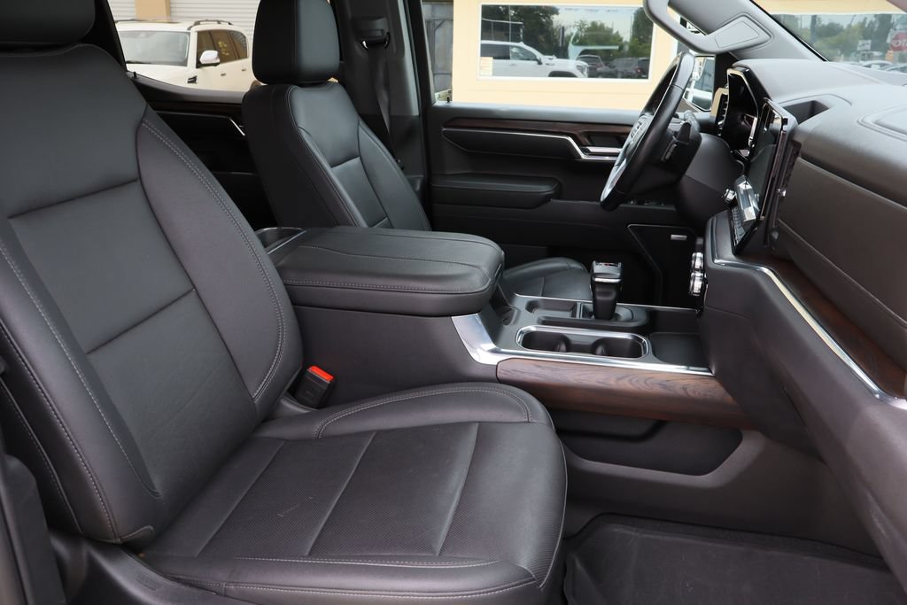 Used 2023 GMC Sierra 1500 SLT w/ SLT Convenience Package RWD image 28