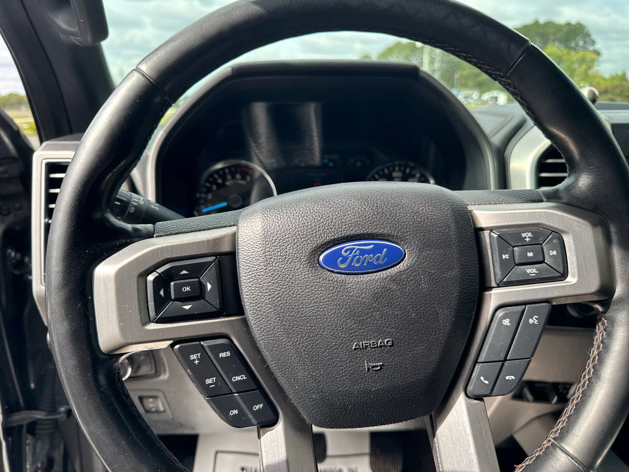 Used 2019 Ford F150 Platinum image 19