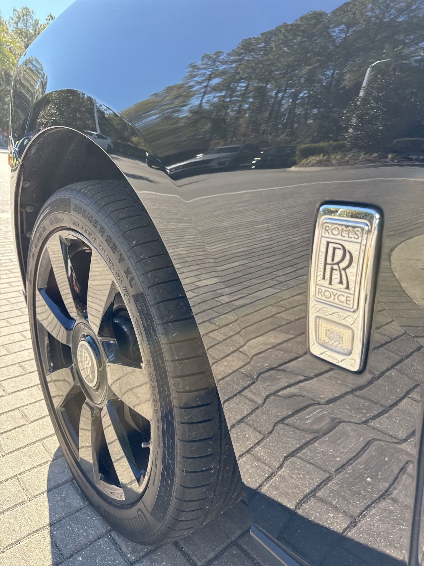 Used 2022 Rolls-Royce Cullinan image 31