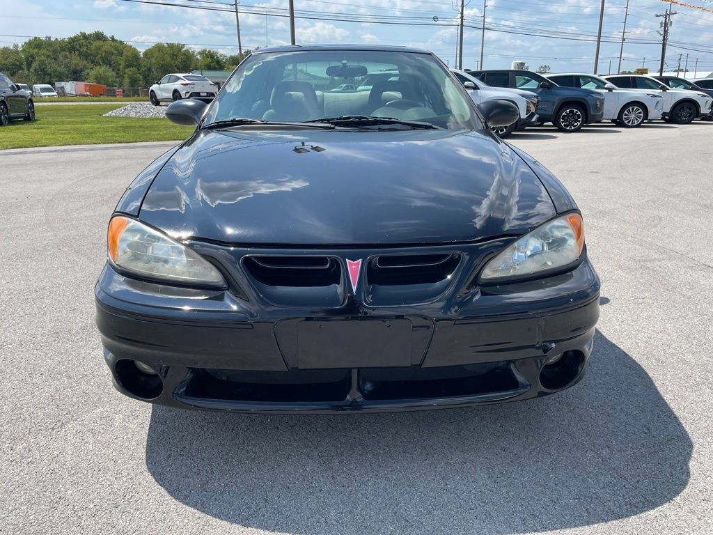 Used 2004 Pontiac Grand Am GT FWD image 2