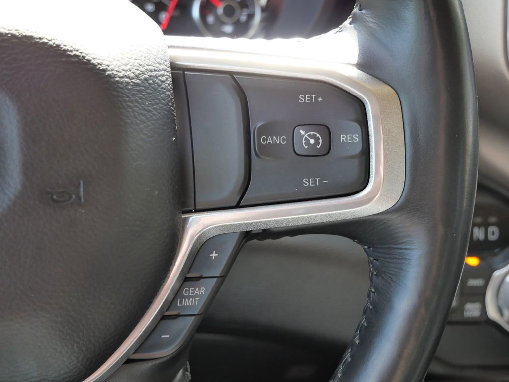 Used 2020 RAM 1500 Laramie image 27