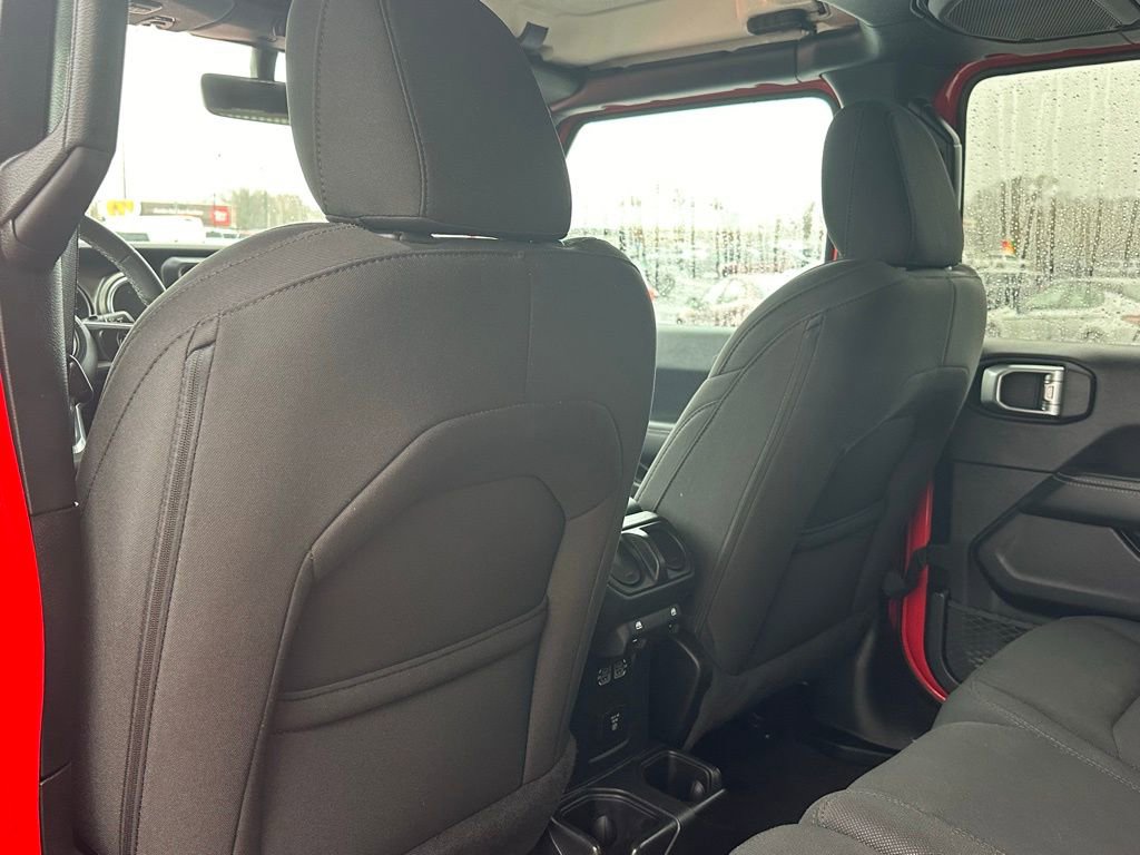 Used 2023 Jeep Wrangler Sahara image 10