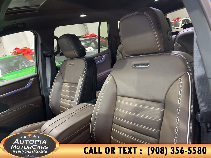 Used 2026 GMC Acadia Denali Ultimate FWD image 11