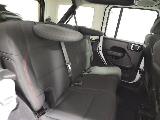 Used 2022 Jeep Wrangler Unlimited Rubicon w/ LED Lighting Group image 18