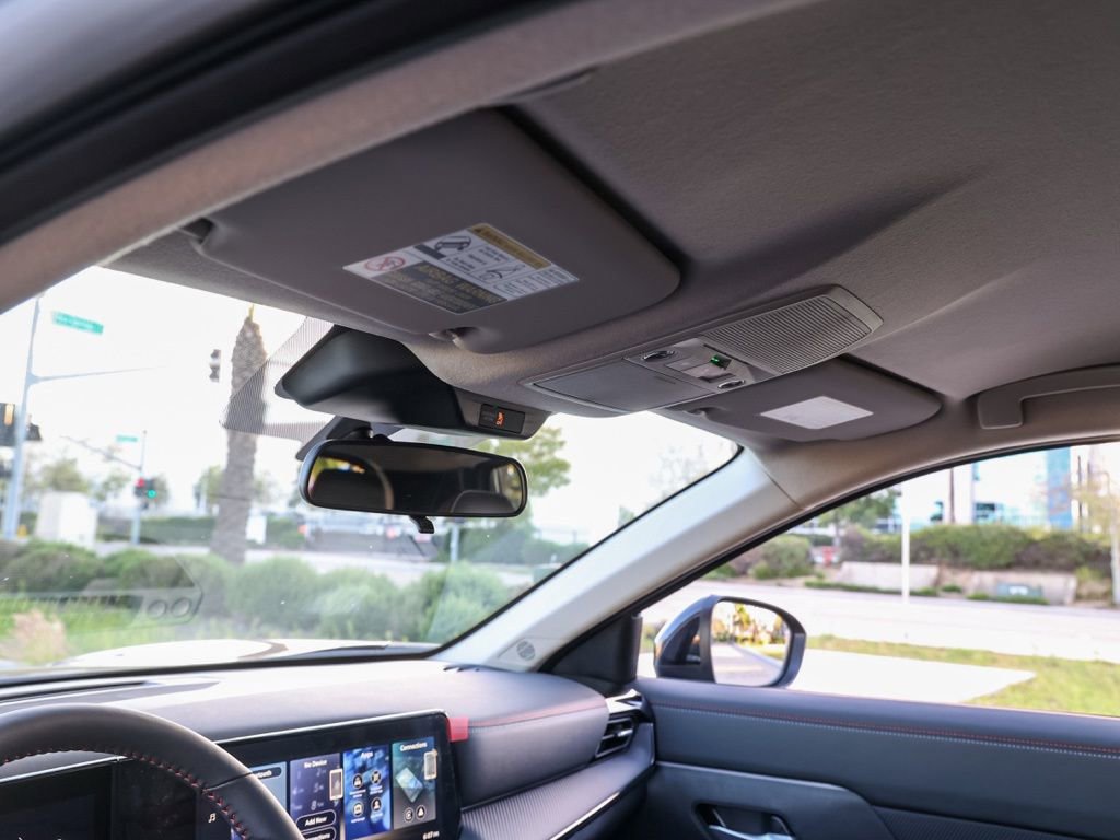 New 2026 Nissan Kicks SR image 13