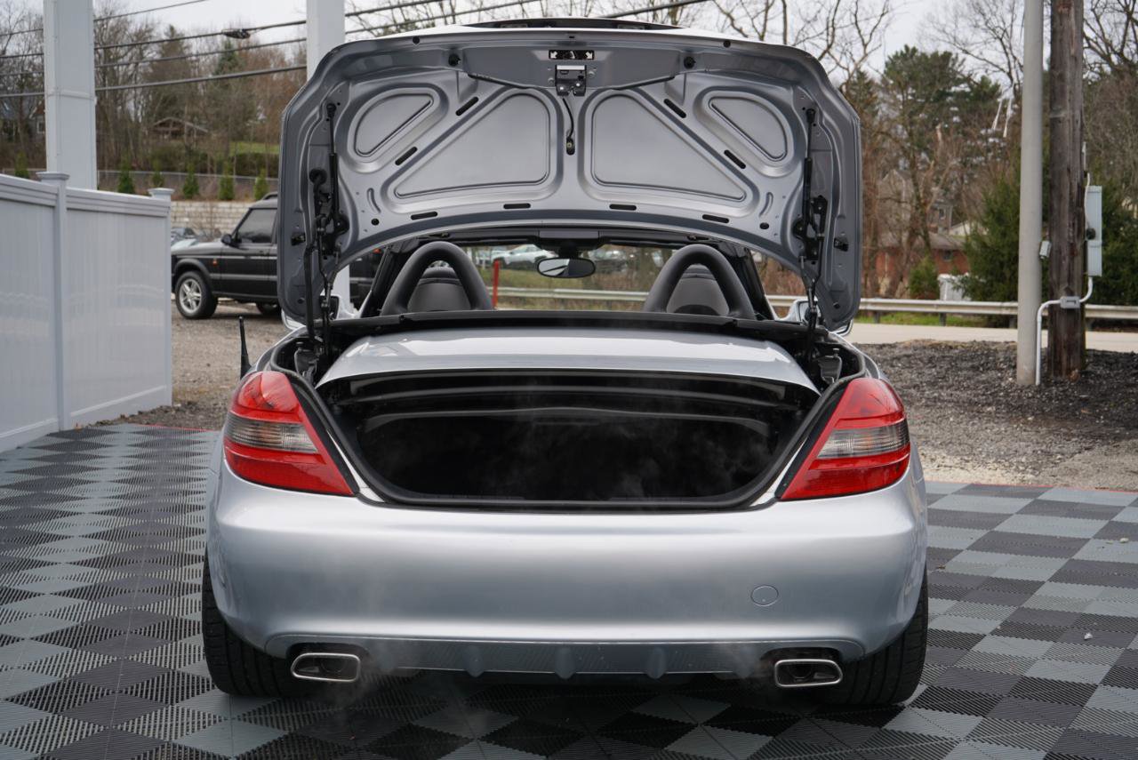 Used 2009 Mercedes-Benz SLK 300 2dr Roadster 3.0L w/ Premium I Pkg image 42