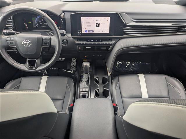 Used 2025 Toyota Camry SE w/ Convenience Package FWD image 16