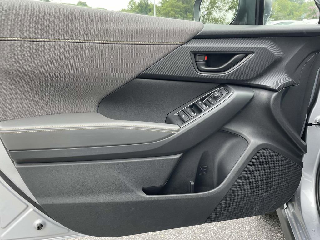Used 2025 Subaru Crosstrek 2.5i Sport w/ Crosstrek Mirror Package image 5