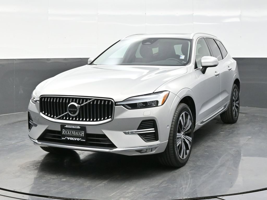 Used 2023 Volvo XC60 B5 Plus w/ Climate Package image 2