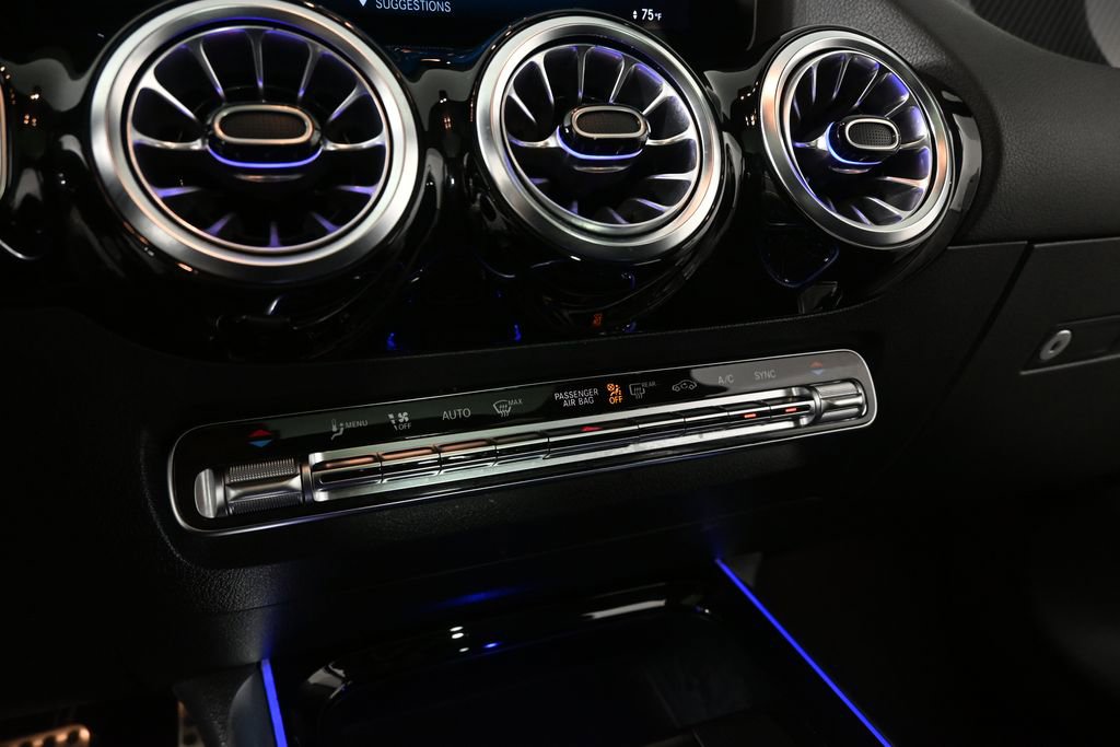 Certified 2022 Mercedes-Benz GLA 250 image 13