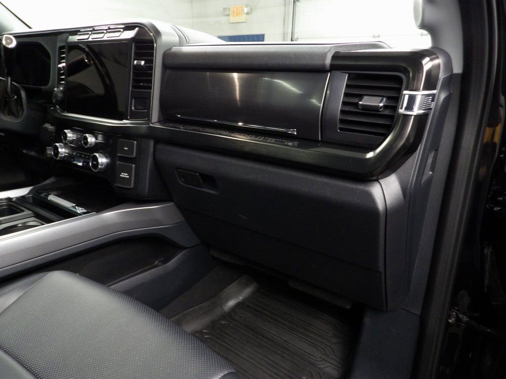 Used 2023 Ford F250 Lariat w/ Lariat Ultimate Package image 39