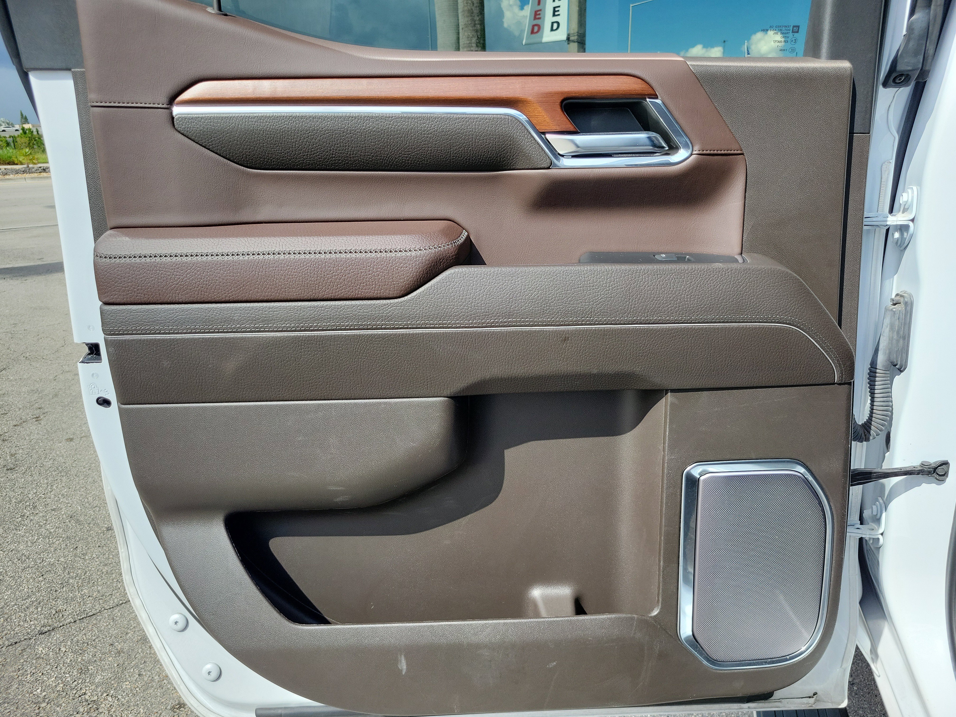 Used 2023 GMC Sierra 1500 Denali w/ Denali Reserve Package image 25