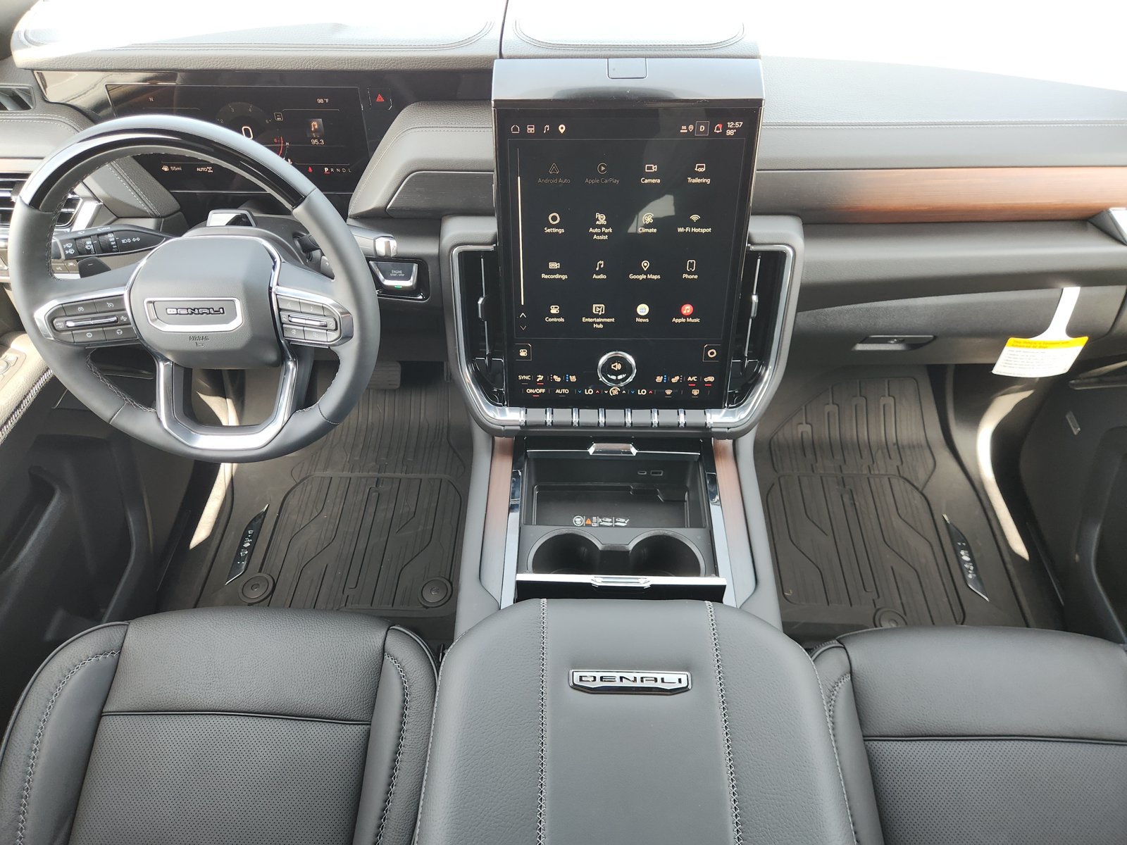 New 2026 GMC Yukon Denali w/ Denali Reserve Package AWD/4WD image 30