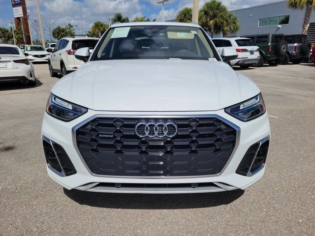 Certified 2023 Audi Q5 2.0T Premium Plus w/ Premium Plus Package image 3