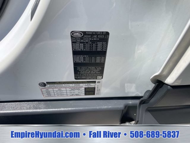 Used 2025 Land Rover Defender 110 S AWD/4WD image 18