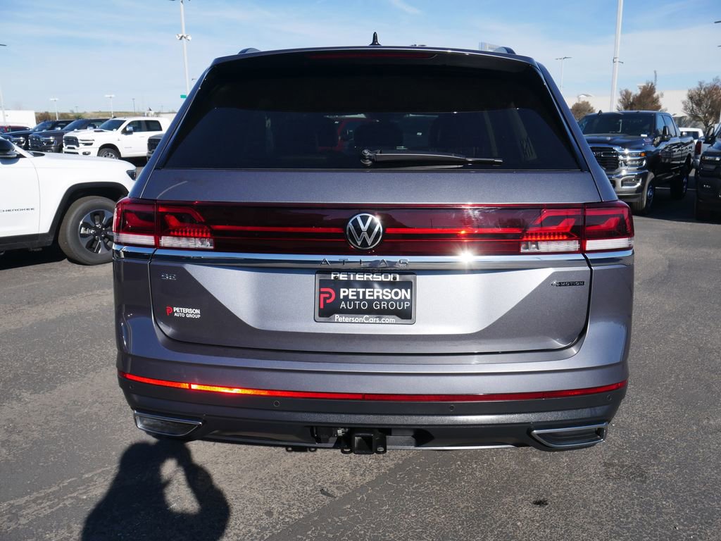 Used 2025 Volkswagen Atlas SE image 20