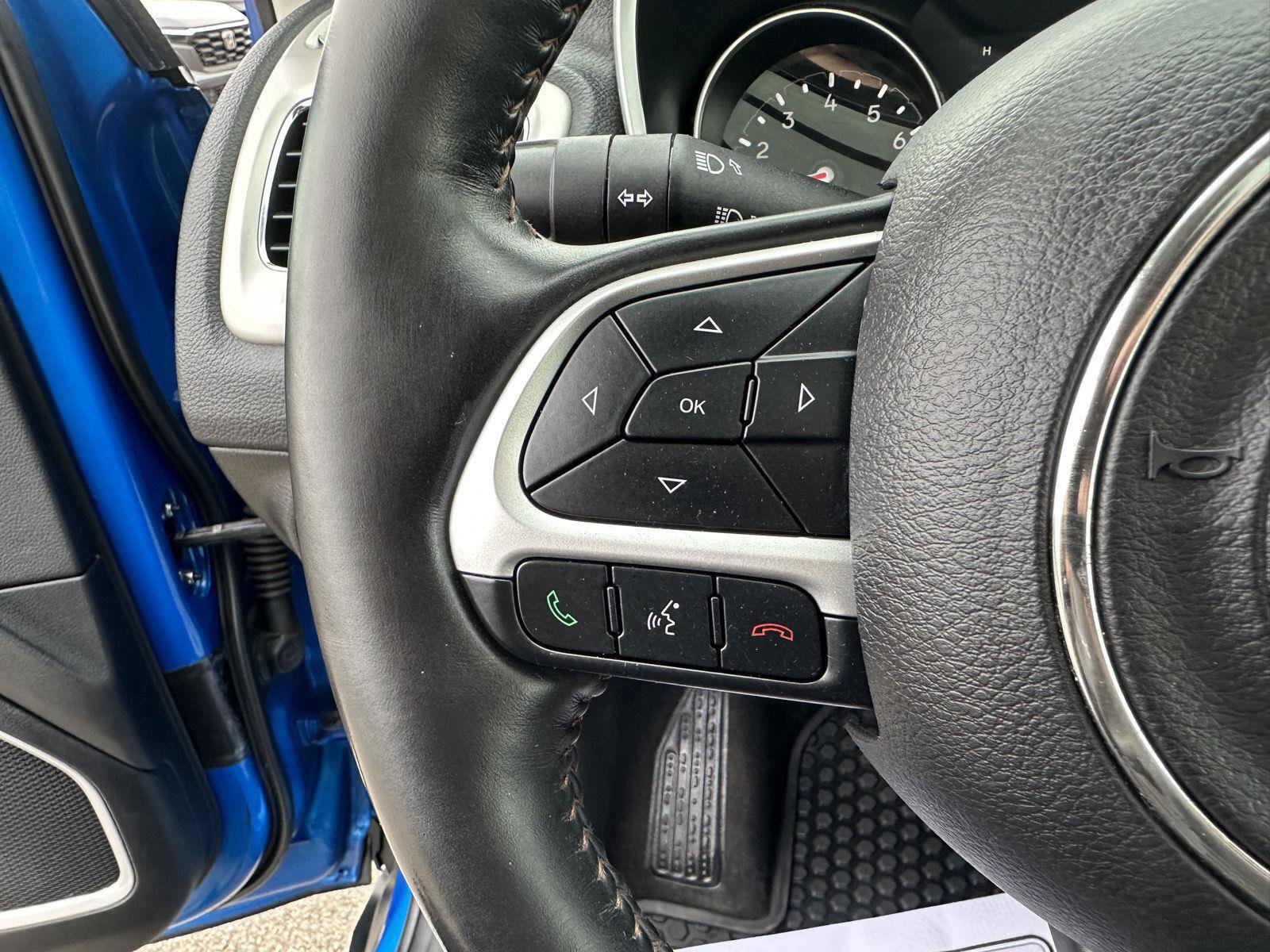 Used 2020 Jeep Compass Latitude AWD/4WD image 23