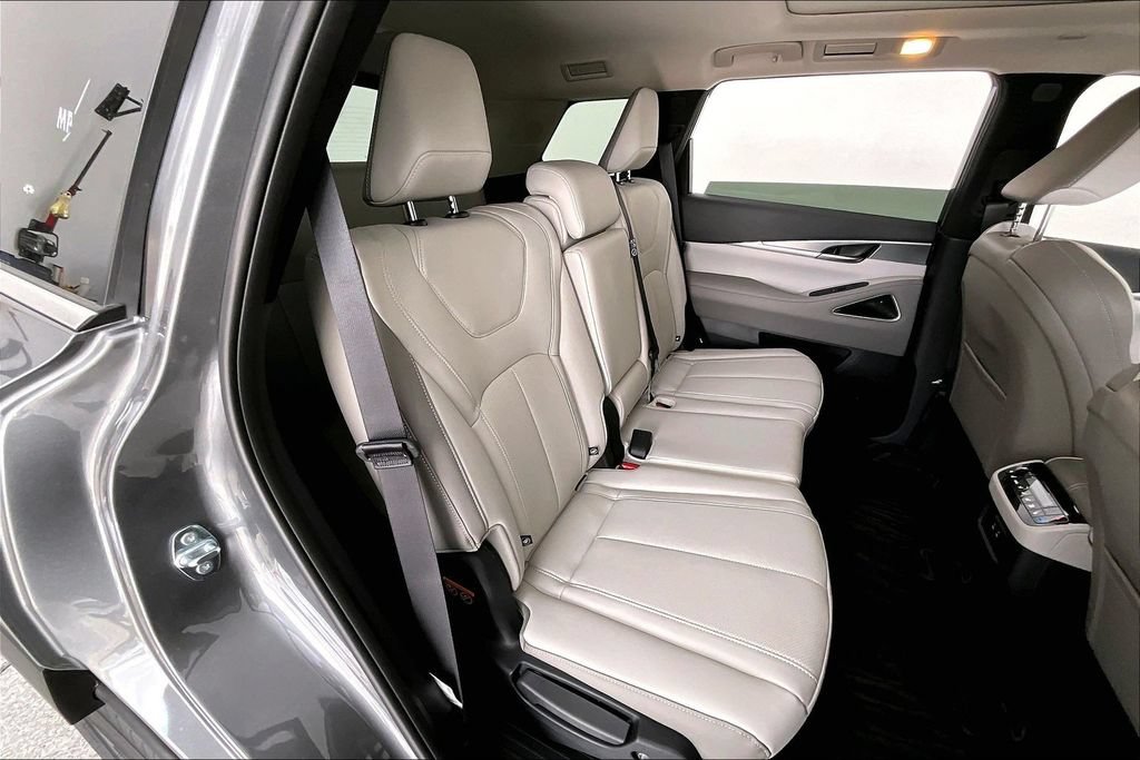 New 2027 INFINITI QX60 Luxe w/ Cargo Package FWD image 9